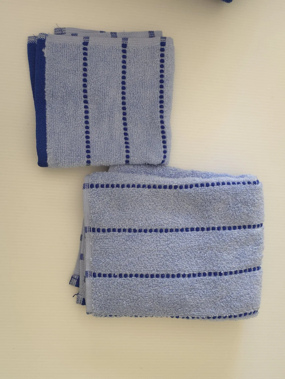 N/A cotton towels